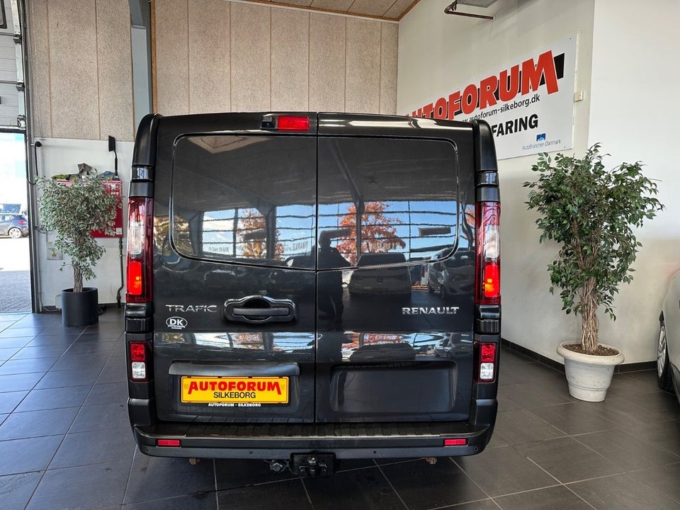 Renault Trafic T29 2,0 dCi 170 L2H1 EDC