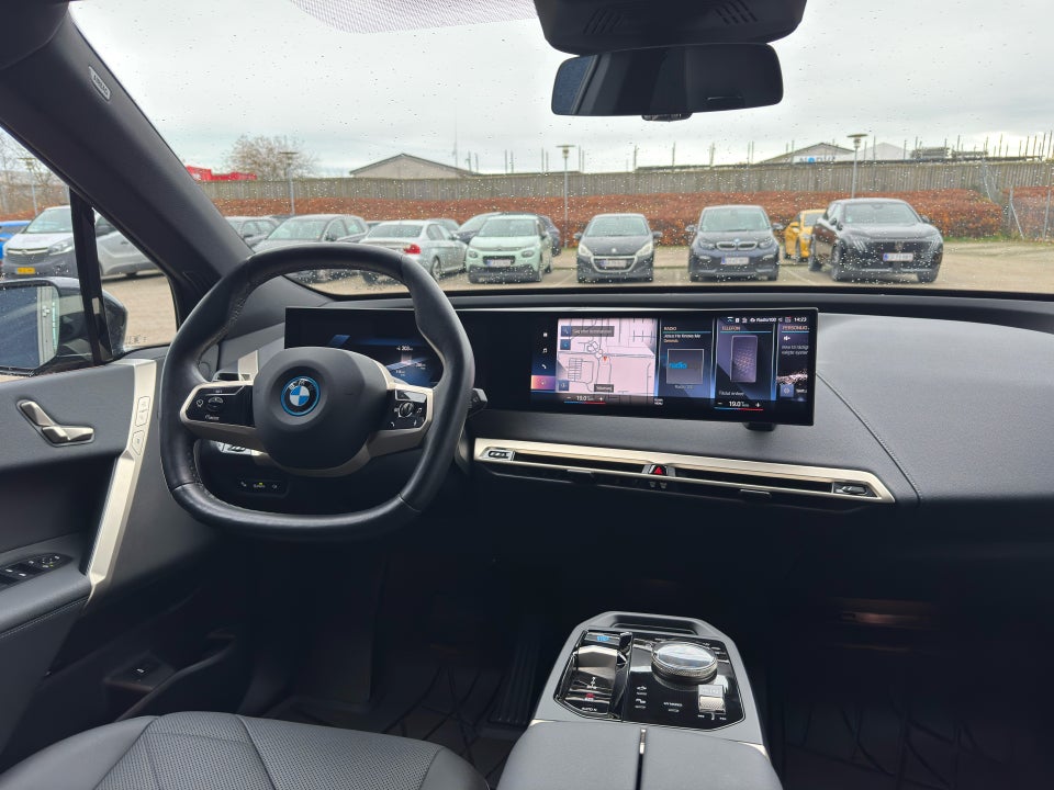 BMW iX xDrive40 5d