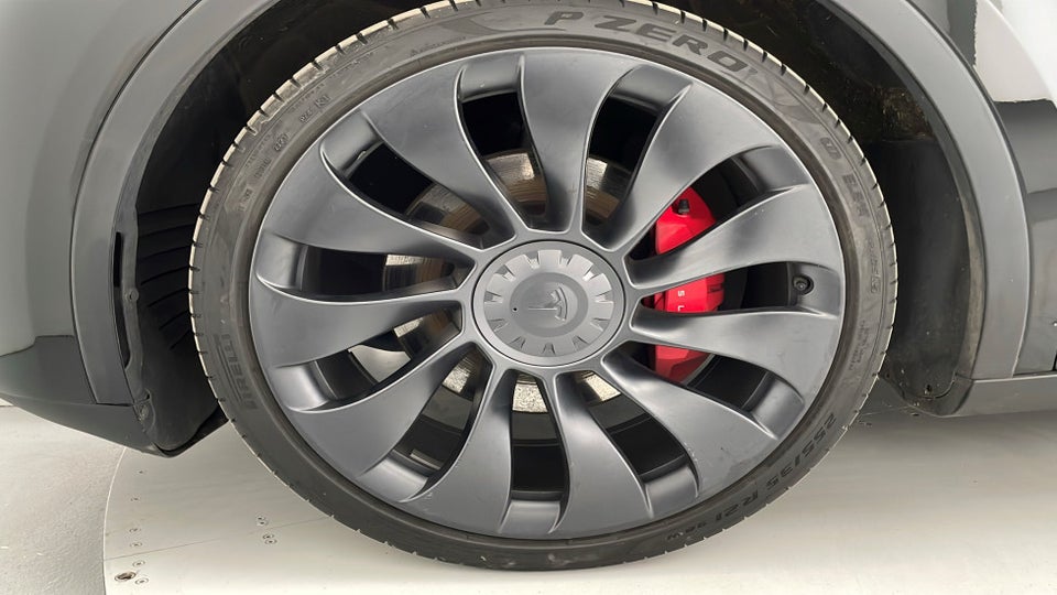 Tesla Model Y Performance AWD 5d