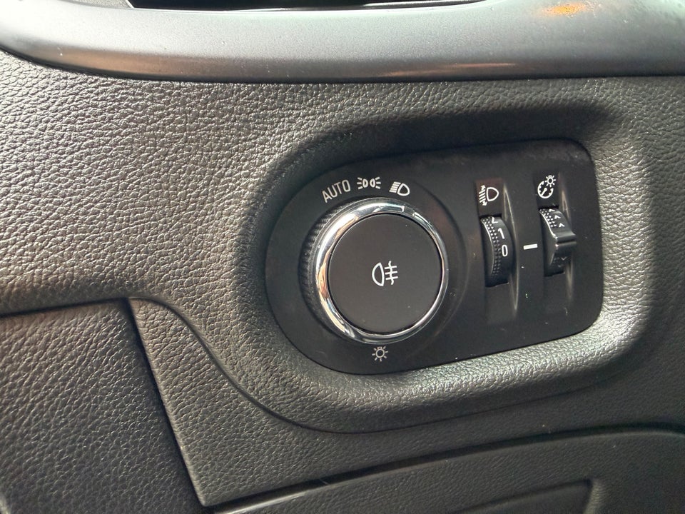 Opel Astra 1,6 CDTi 136 Excite Sports Tourer 5d