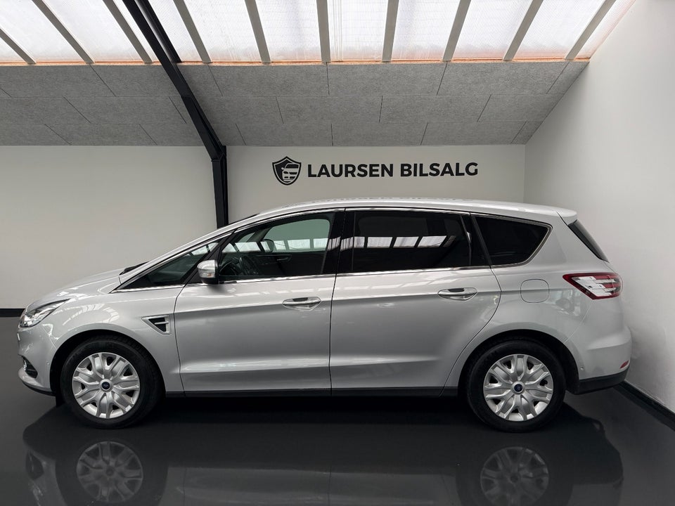 Ford S-MAX 1,5 SCTi 160 Titanium 5d