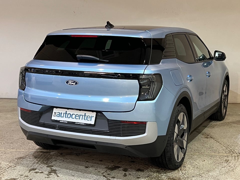 Ford Explorer 82 Premium Extended Range 5d