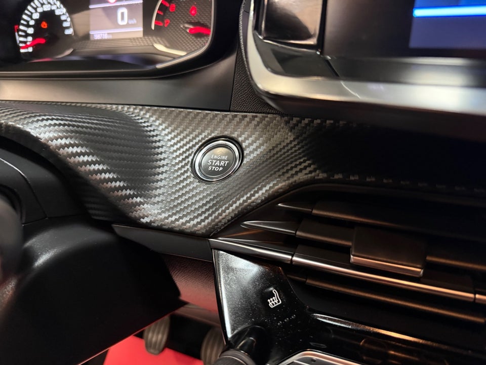 Peugeot 208 1,2 PureTech 100 Allure 5d