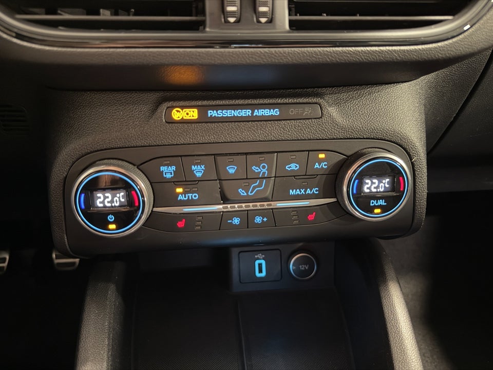 Ford Focus 1,0 EcoBoost ST-Line 5d