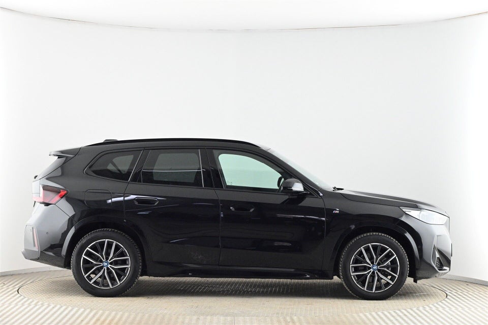 BMW iX1 eDrive20 M-Sport 5d