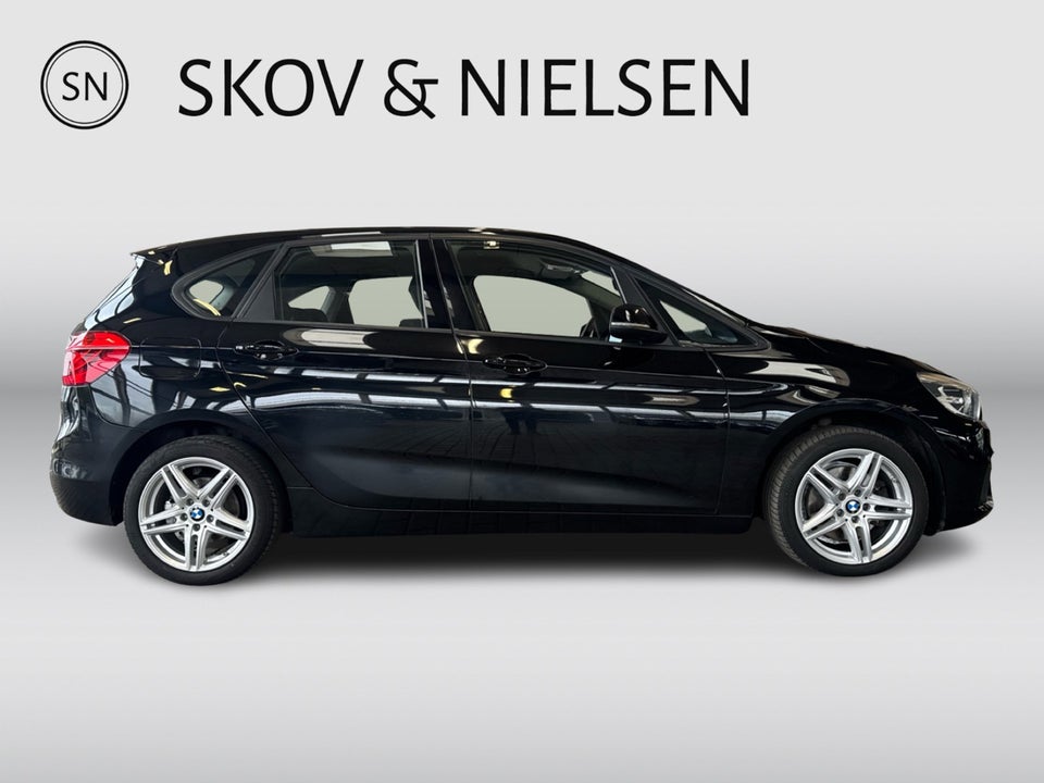 BMW 220d 2,0 Active Tourer aut. 5d