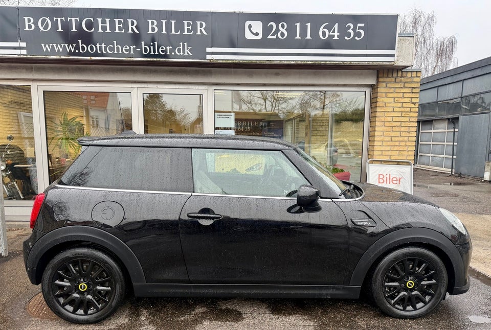 MINI Cooper SE Camden Edition 3d