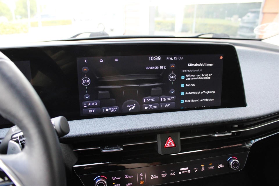 Kia EV6 77 Long Range Access 5d