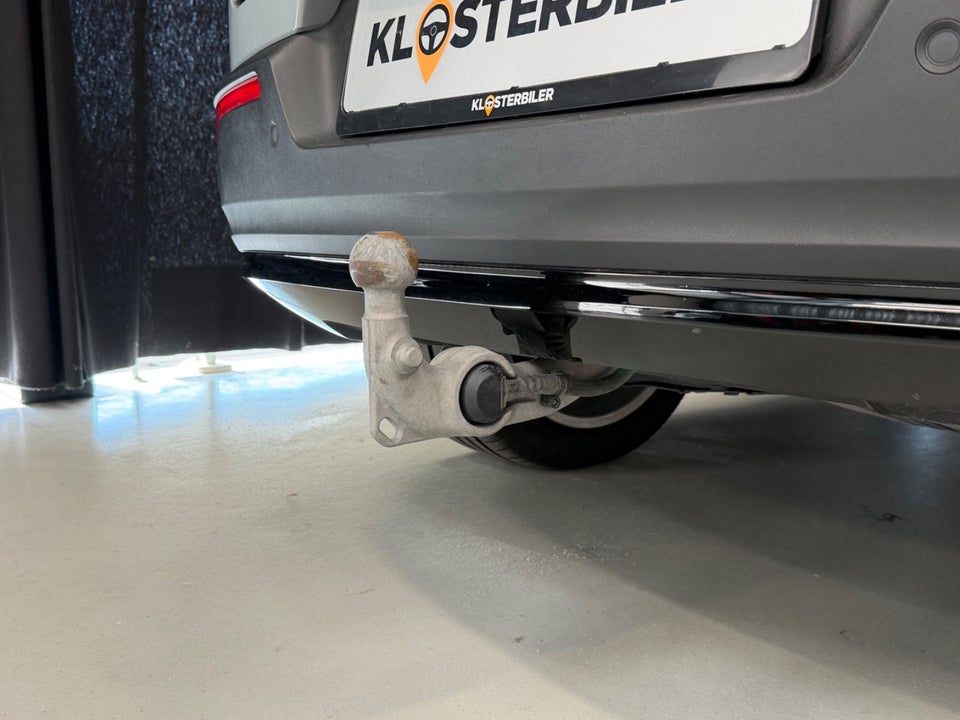 Volvo EX40 Extended Range Core 5d