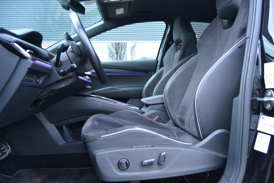 Skoda Enyaq 80x iV Sportline 5d