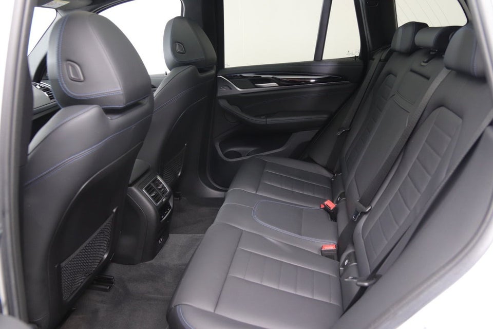 BMW iX3 Charged Plus M-Sport 5d