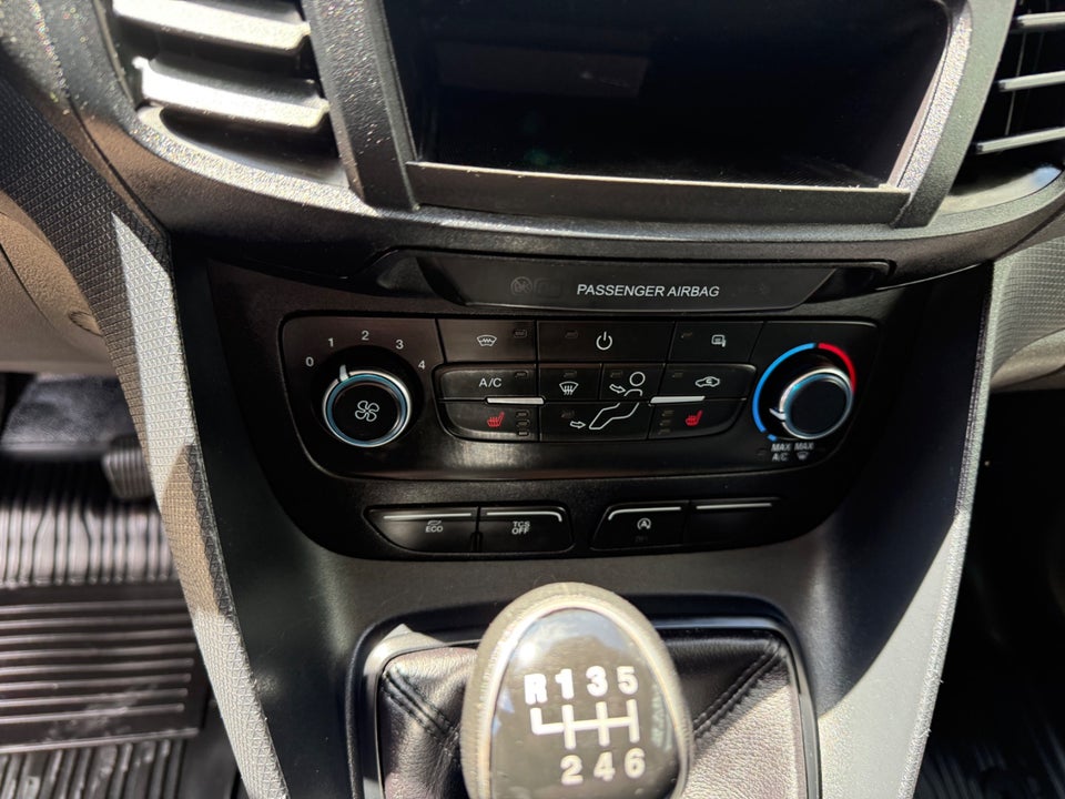 Ford Transit Connect 1,5 EcoBlue Active kort