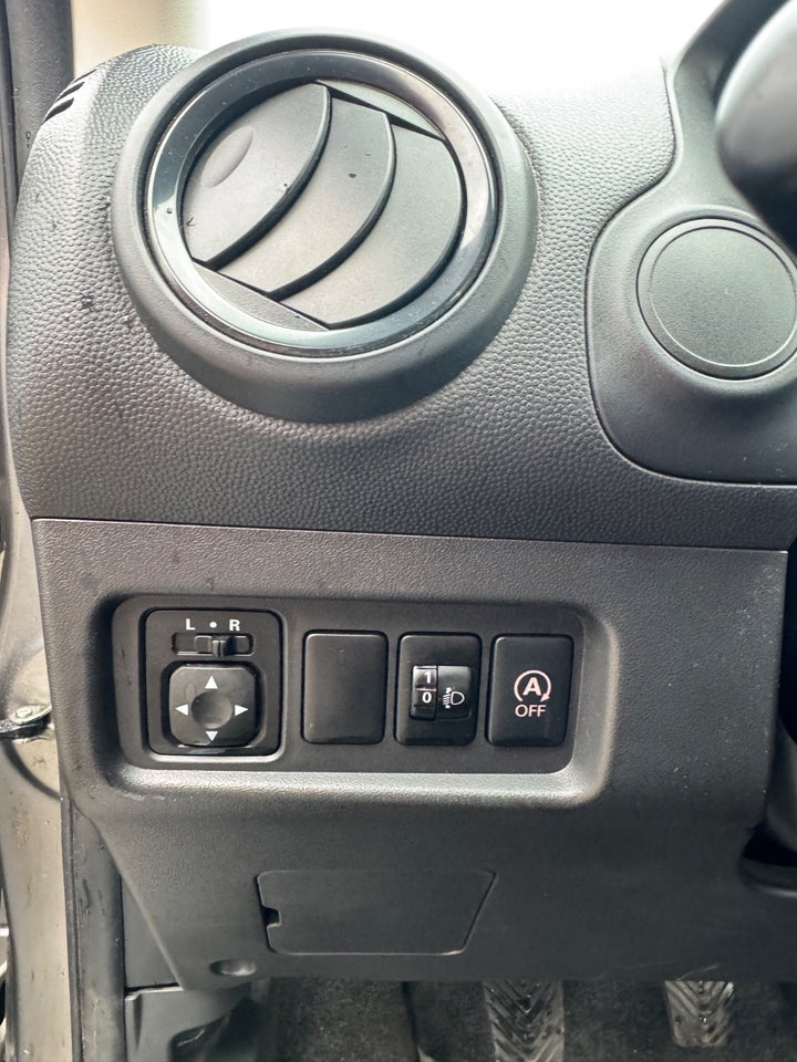 Mitsubishi Space Star 1,0 Inform 5d