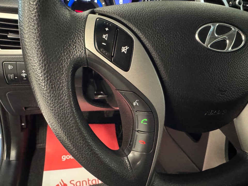 Hyundai i30 1,6 CRDi 110 Active CW 5d