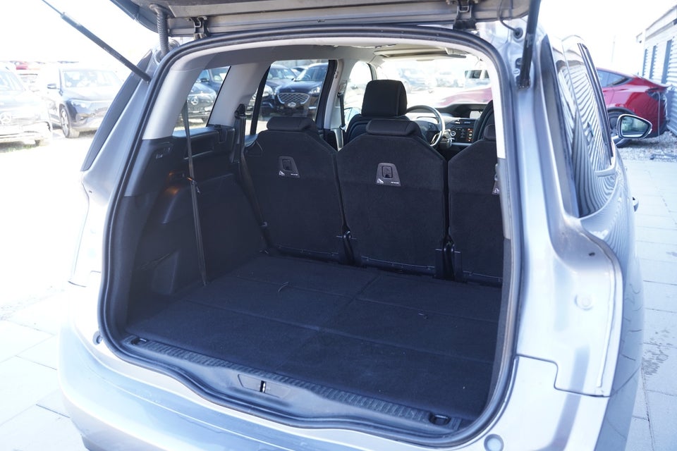 Citroën Grand C4 SpaceTourer 1,5 BlueHDi 130 Shine 7prs 5d