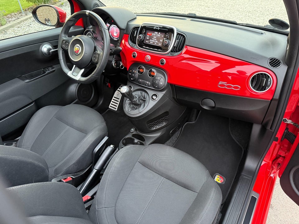 Abarth 595C 1,4 T-Jet 145 2d