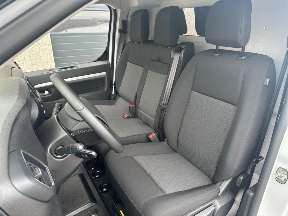 Peugeot Expert 2,0 BlueHDi 144 L2 Plus Van