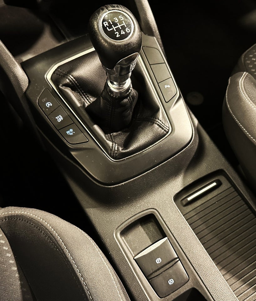 Ford Focus 1,5 EcoBlue ST-Line stc. 5d