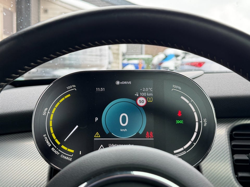 MINI Cooper SE Maximise 3d