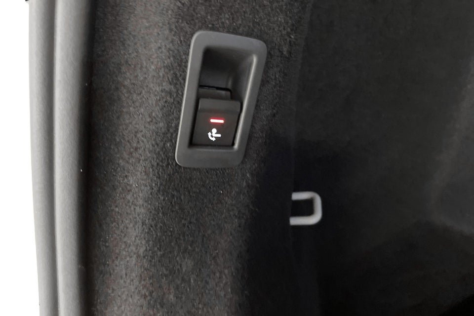 Audi Q4 e-tron 45 S-line 5d