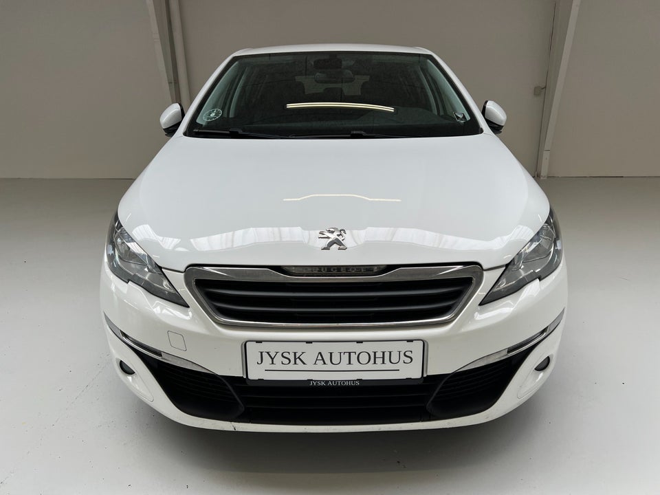 Peugeot 308 1,6 BlueHDi 120 Style 5d