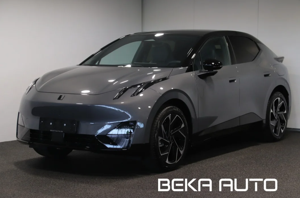 Lynk & Co 02 More 5d