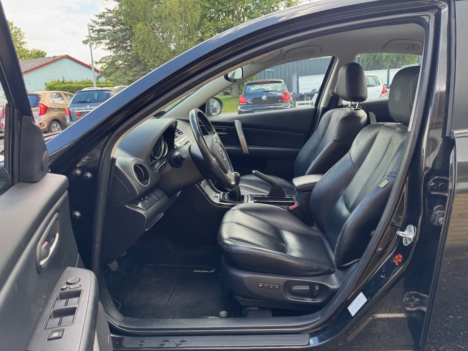 Mazda 6 2,0 Advance 4d