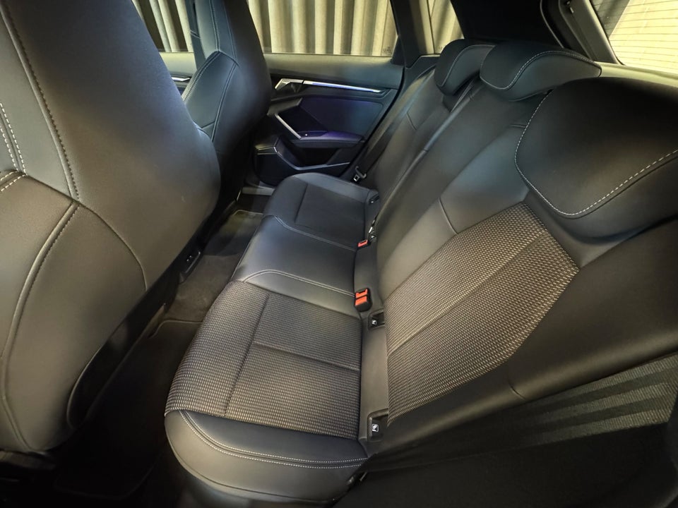 Audi A3 40 TFSi e S-line Sportback S-tr. 5d