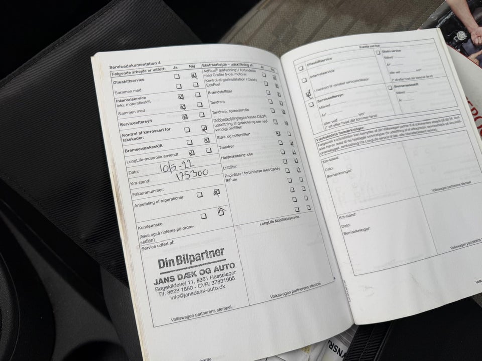 VW Caddy 1,6 TDi 75 Trendline BMT Van 4d