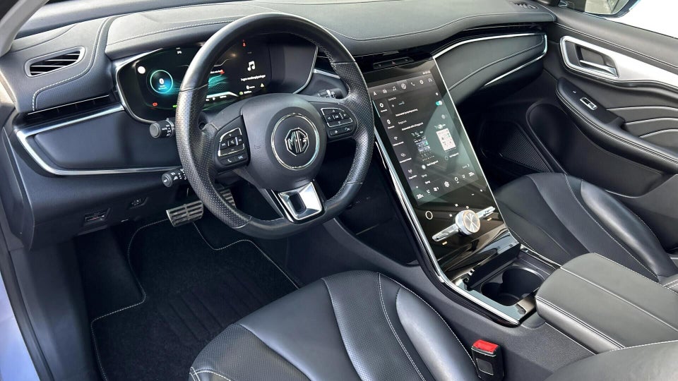 MG Marvel R Luxury 5d