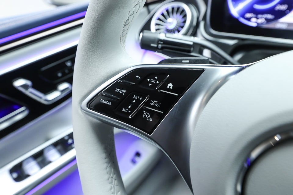 Mercedes EQE350 AMG Line 4d