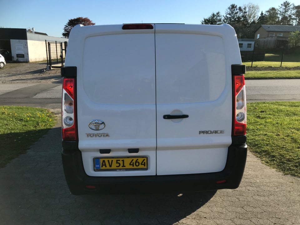 Toyota ProAce 2,0 D 128 T1 L1H1 5d