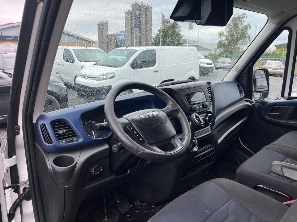 Iveco Daily 2,3 35S16 12m³ Van AG8