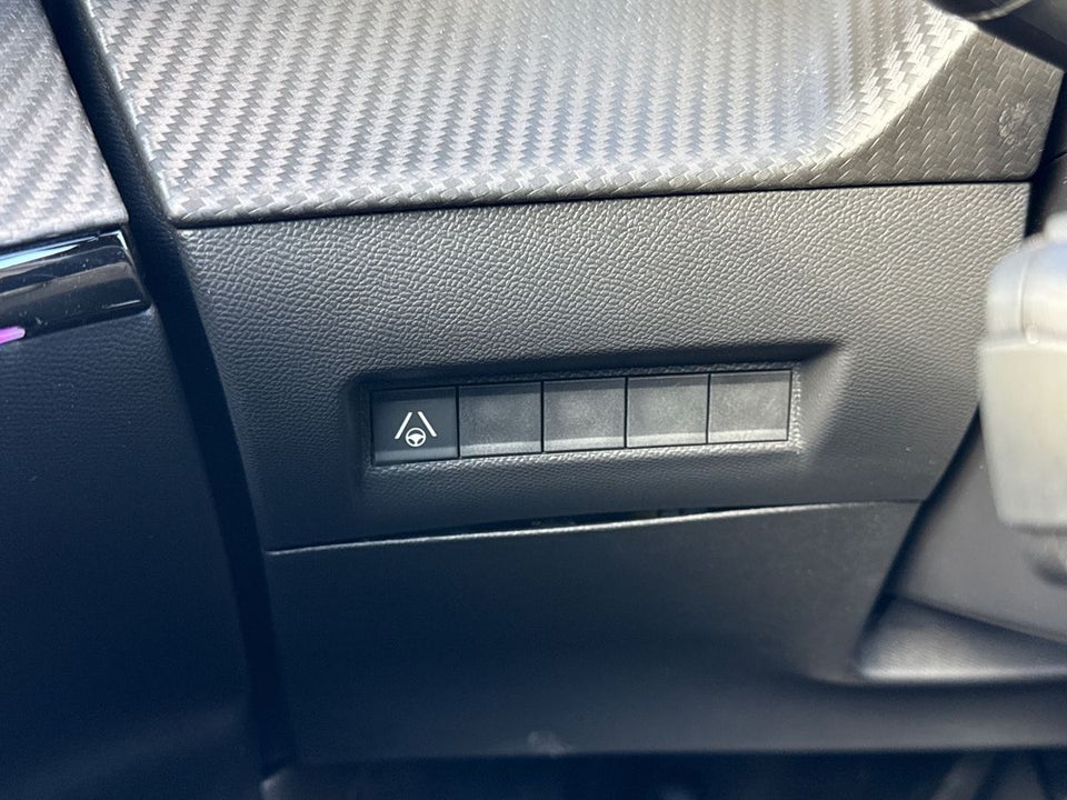 Peugeot e-2008 54 GT 5d