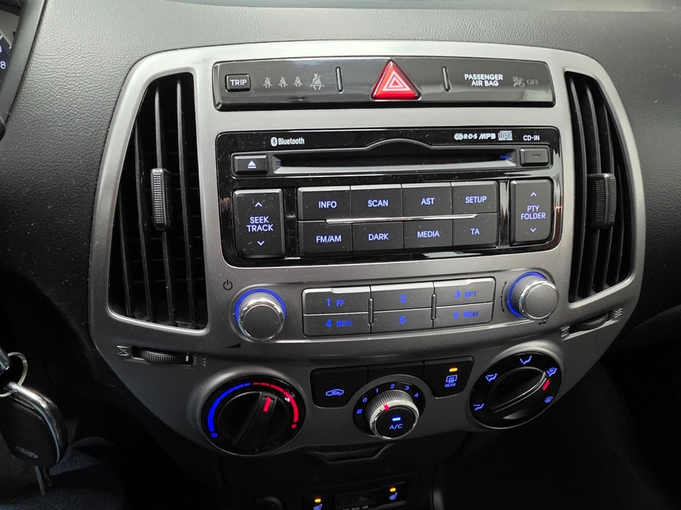 Hyundai i20 1,25 Classic XTR+ 5d