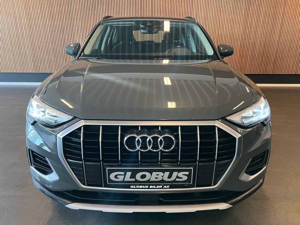 Audi Q3 35 TFSi Advanced Prestige S-tr. 5d