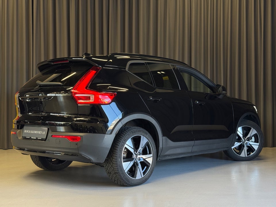 Volvo EX40 Extended Range Black Edition Excess 5d