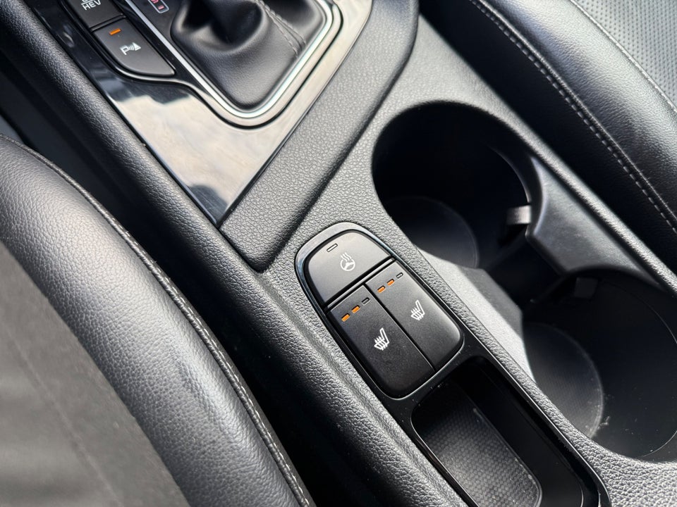 Kia Niro 1,6 PHEV Advance DCT 5d