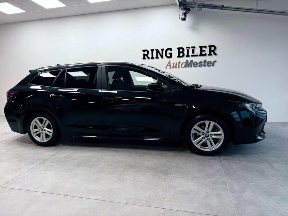 Toyota Corolla 1,8 Hybrid H3 Smart Touring Sports MDS 5d