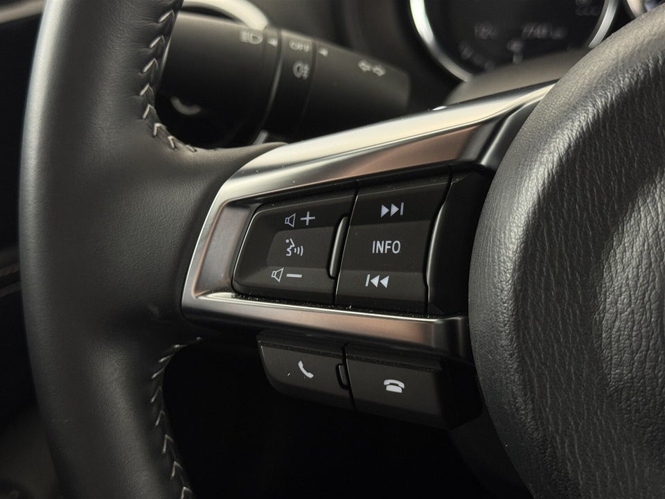 Mazda MX-5 2,0 SkyActiv-G 184 Roadster Exclusive-Line 2d