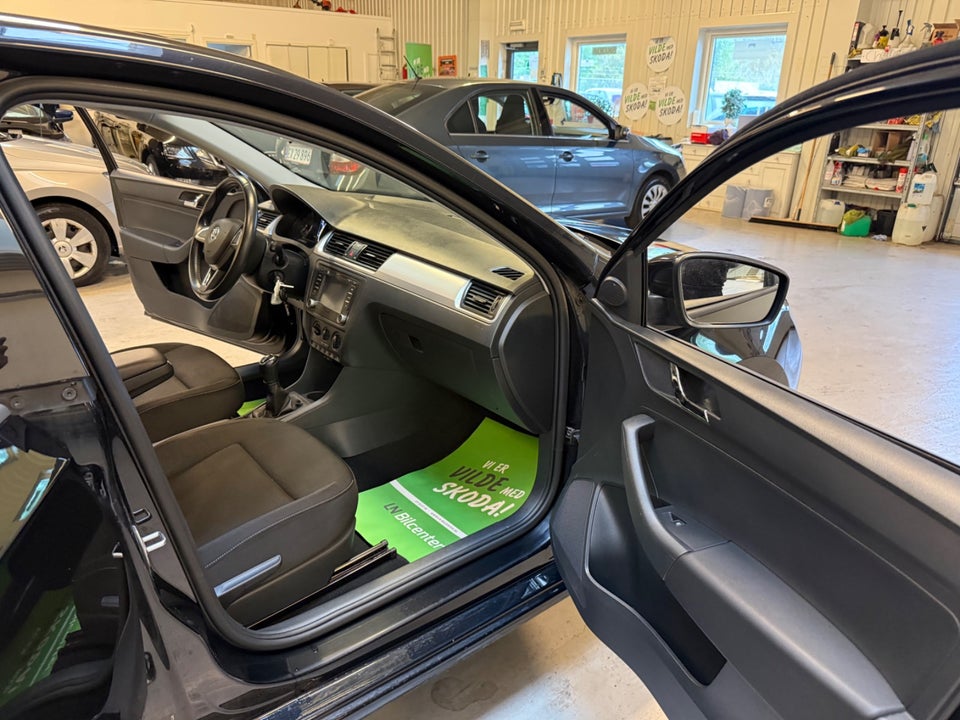 Skoda Rapid 1,2 TSi 90 Ambition 5d