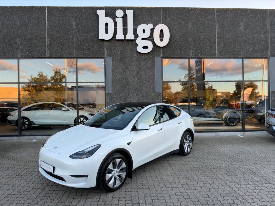 Tesla Model Y Long Range AWD 5d