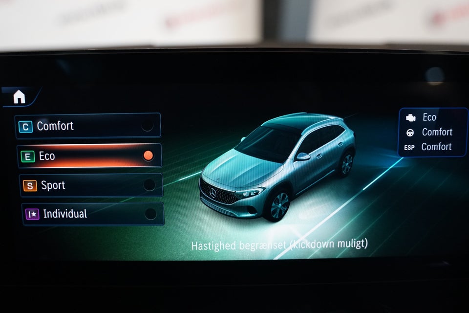 Mercedes EQA250+ Progressive 5d