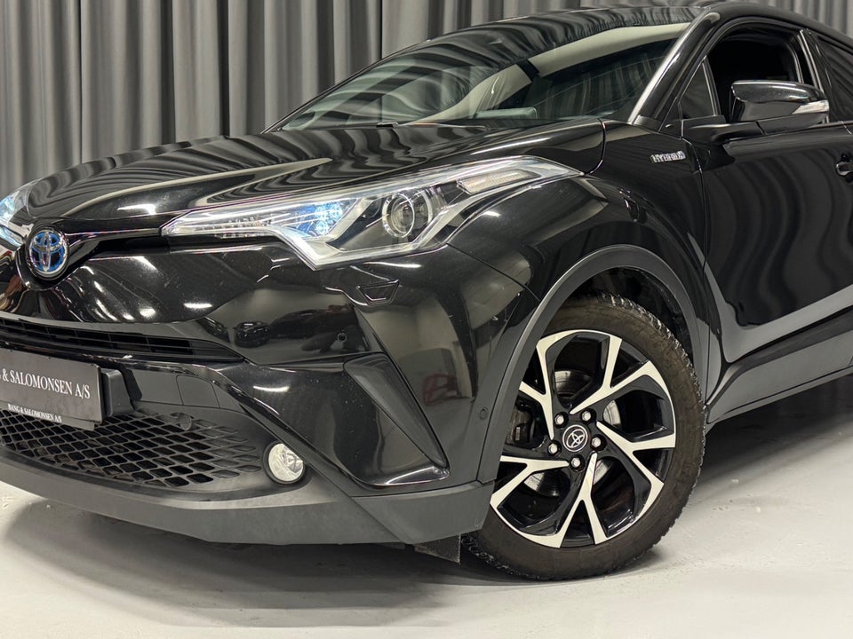 Toyota C-HR 1,8 Hybrid C-LUB Business CVT 5d