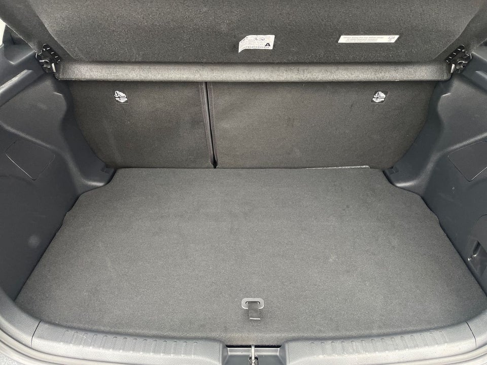 Toyota Yaris 1,5 Hybrid Style Technology e-CVT 5d