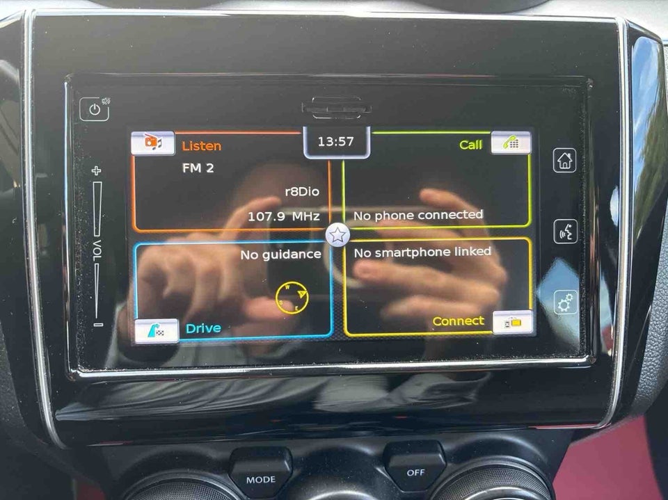 Suzuki Swift 1,2 mHybrid Exclusive CVT 5d