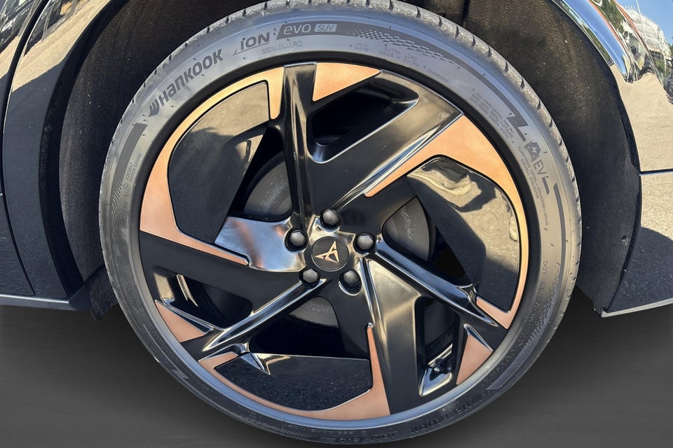 Cupra Tavascan 77 Adrenaline 5d