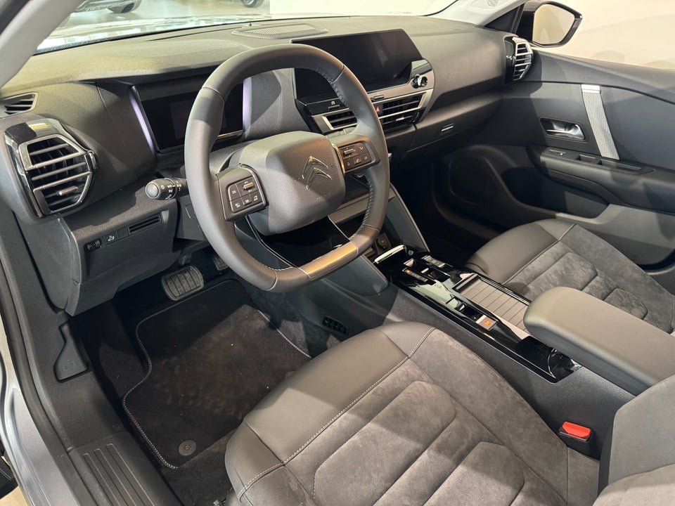 Citroën ë-C4 X 54 Ë-Series 4d