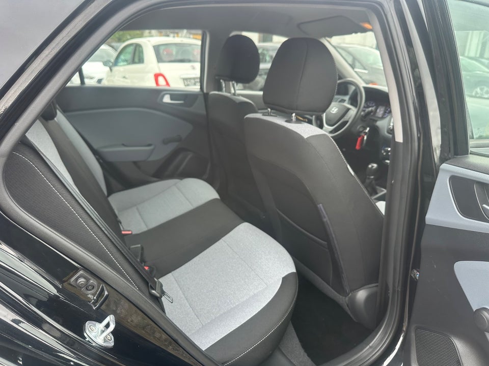 Hyundai i20 1,25 Life+ 5d