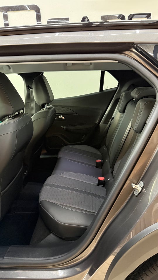 Peugeot 2008 1,2 PureTech 130 Allure Pack 5d